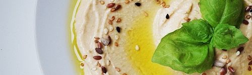 10 skäl till varför vi bör äta mer hummus 