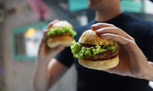 Smala människor har anlag som hjälper dem att hålla sig magra oavsett vad de äter
